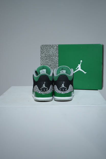 Jordan 3 Pine green (Taille 40)