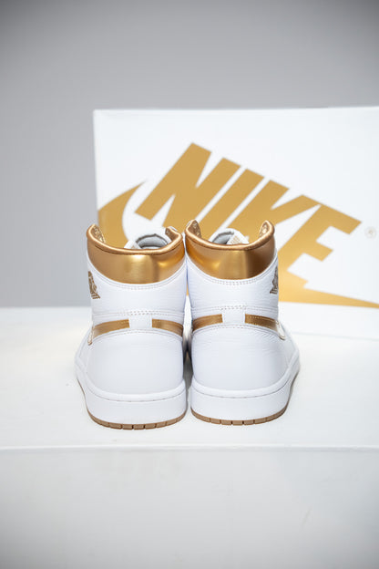 Jordan 1 High White Metallic Gold (Taille 43)