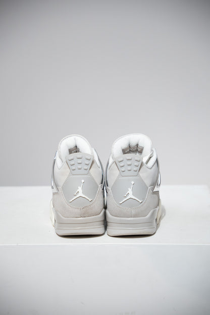 Jordan 4 Frozen Moments (Taille 41)