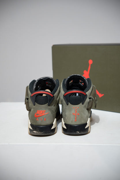 Jordan 6 Travis Scott Olive (Taille 40)