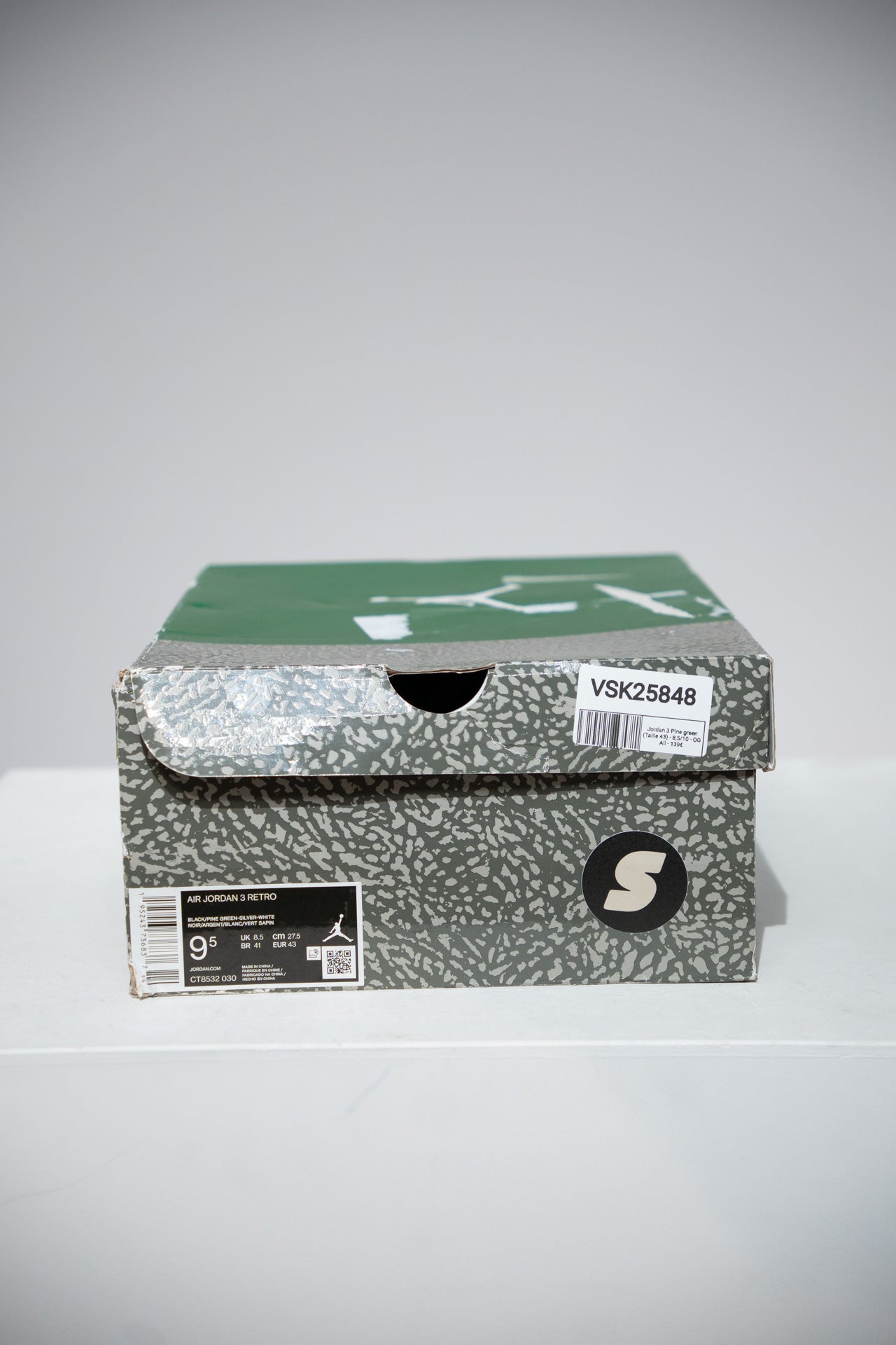 Jordan 3 Pine green (Taille 43)