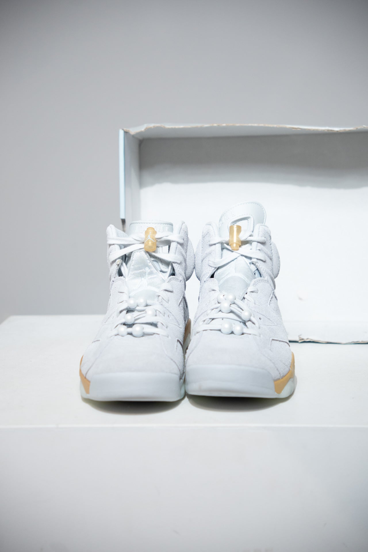 Jordan 6 Pure Platinium (Taille 40,5)