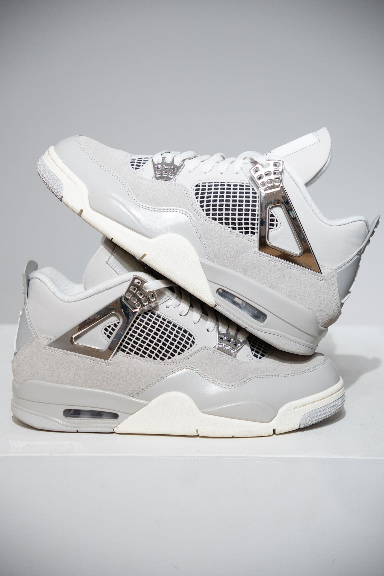 Jordan 4 Frozen Moments (Taille 44)