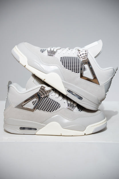 Jordan 4 Frozen Moments (Taille 44)