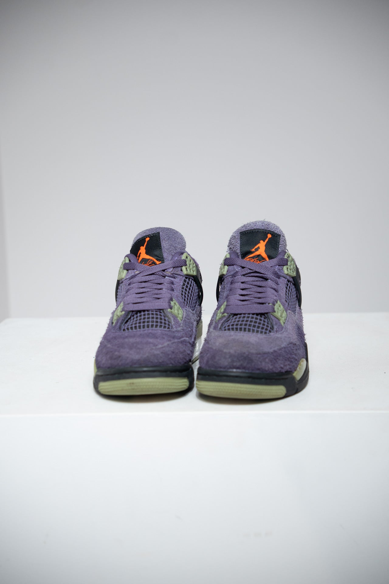 Jordan 4 Canyon purple (Taille 38)