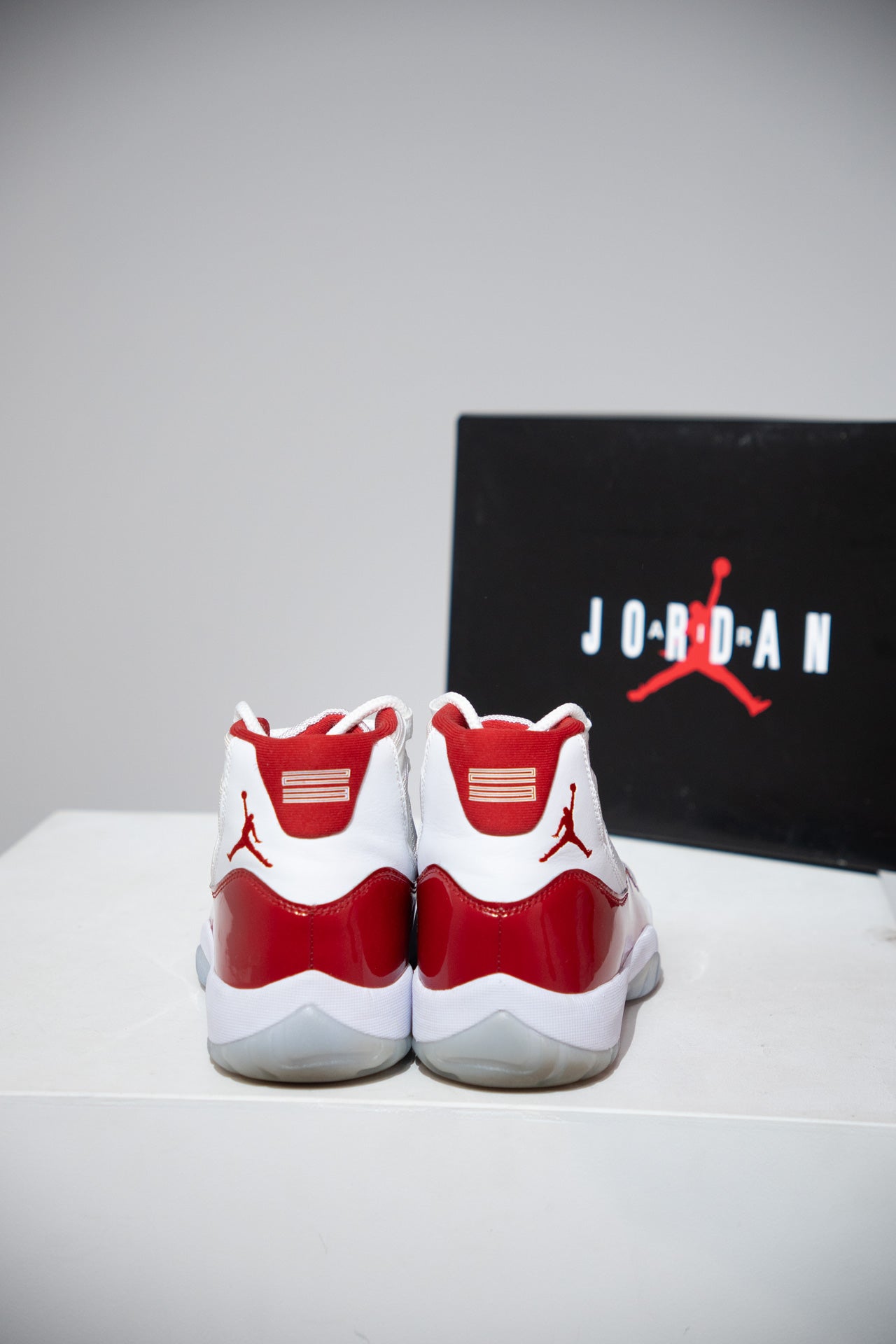 Jordan 11 Cherry (Taille 41)