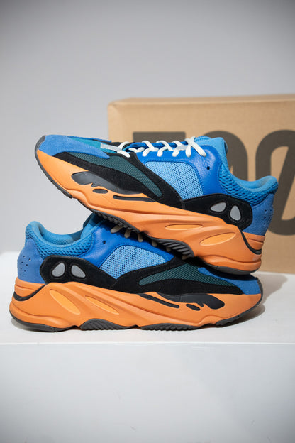 Yeezy 700 Bright Blue (Taille 42 2/3)