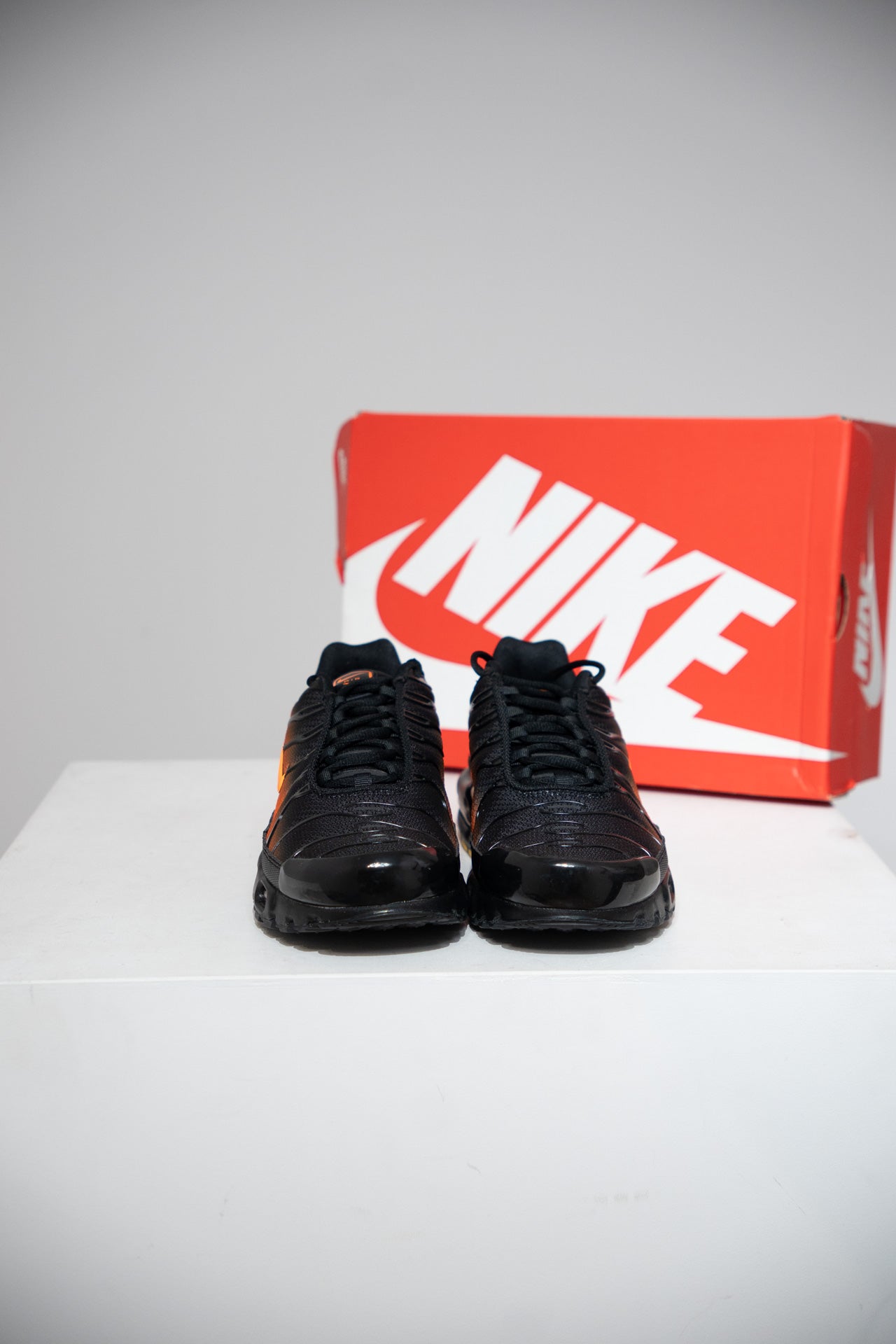 Air Max Plus (TN) Black Orange (Taille 43)