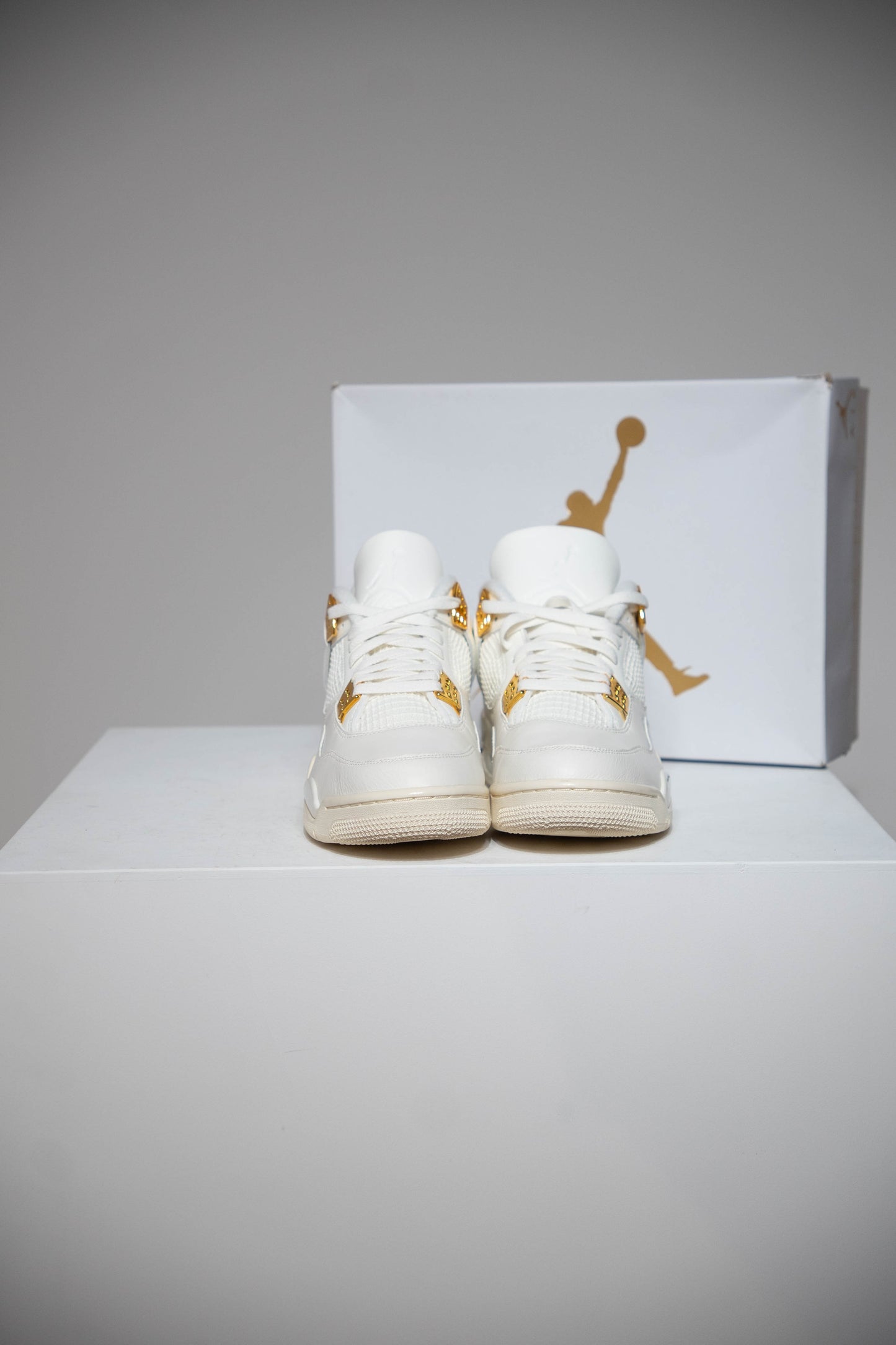 Jordan 4 Metallic Gold (Taille 43)