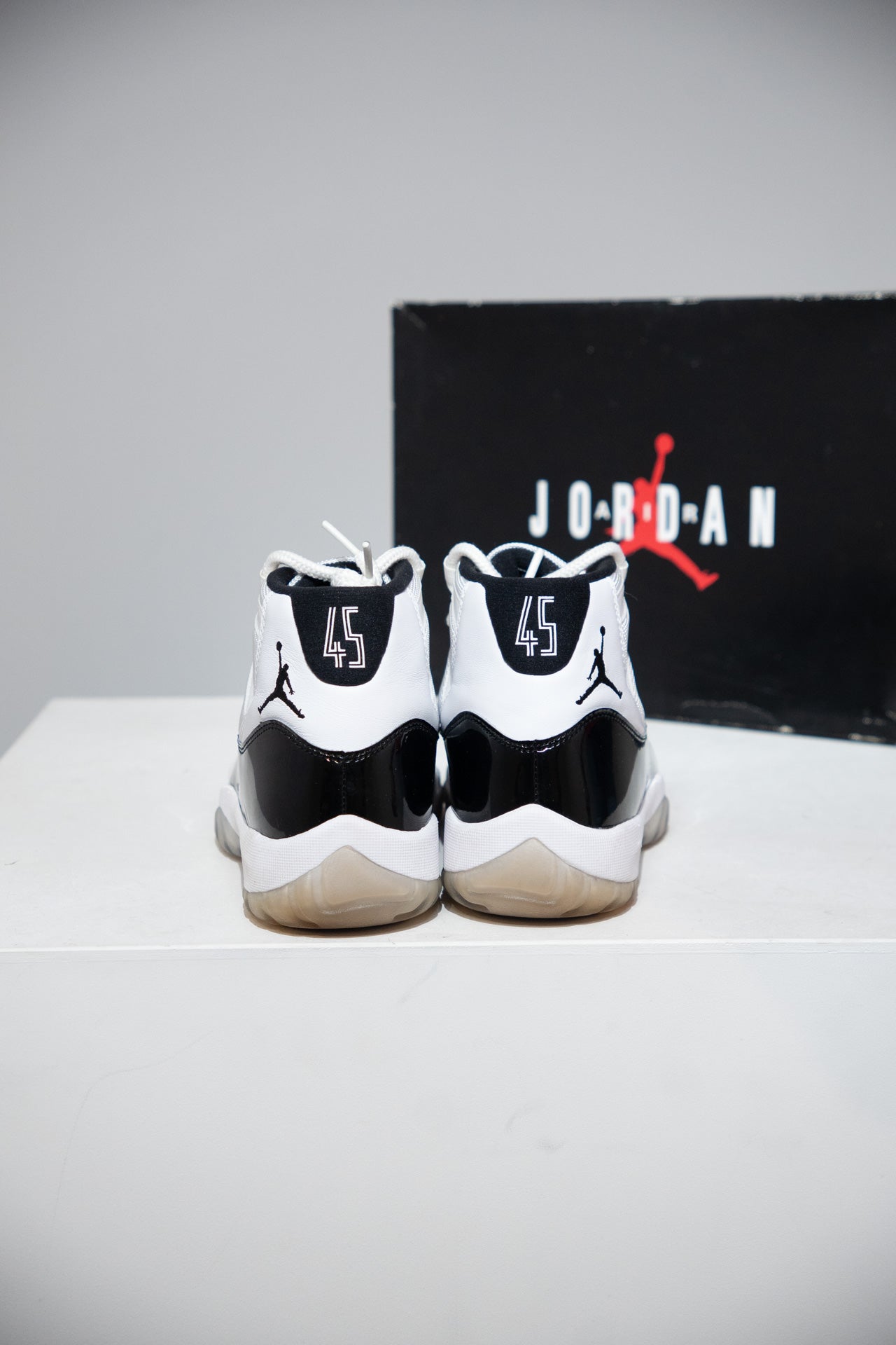 Jordan 11 Concord (Taille 40,5)