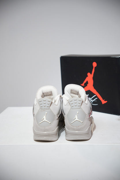 Jordan 4 Frozen Moments (Taille 38,5)