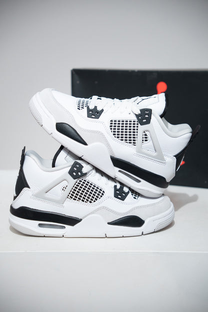 Jordan 4 Military Black GS (Taille 36)
