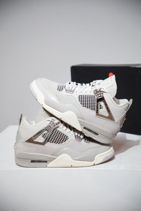 Jordan 4 Frozen Moments (Taille 38,5)