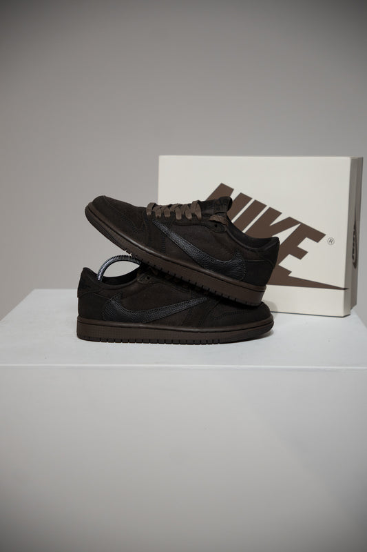 Jordan 1 Low Travis Scott Velvet Brown (Taille 36,5)