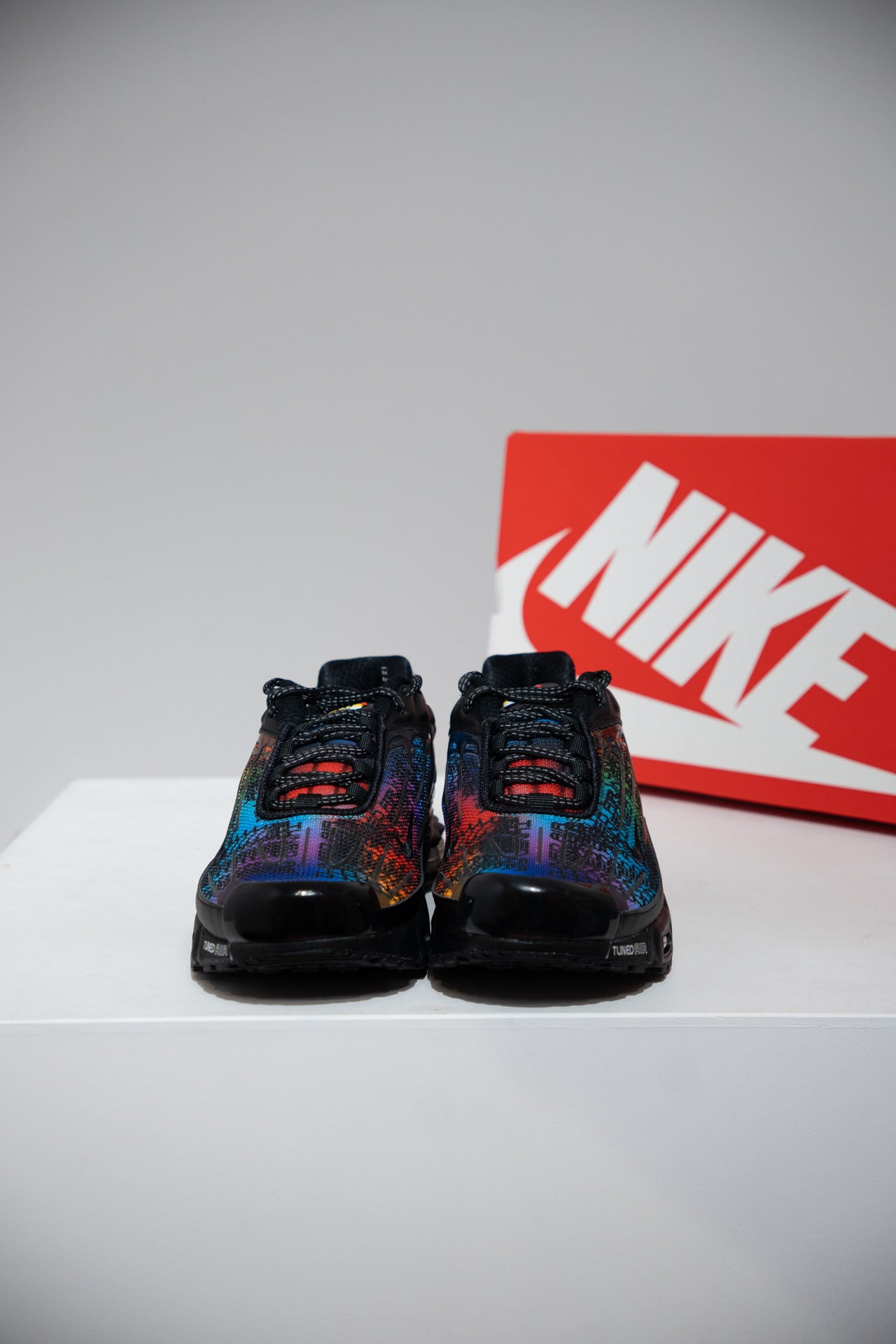 Air Max Plus (TN) 3 Rainbow Gradient (Taille 42)