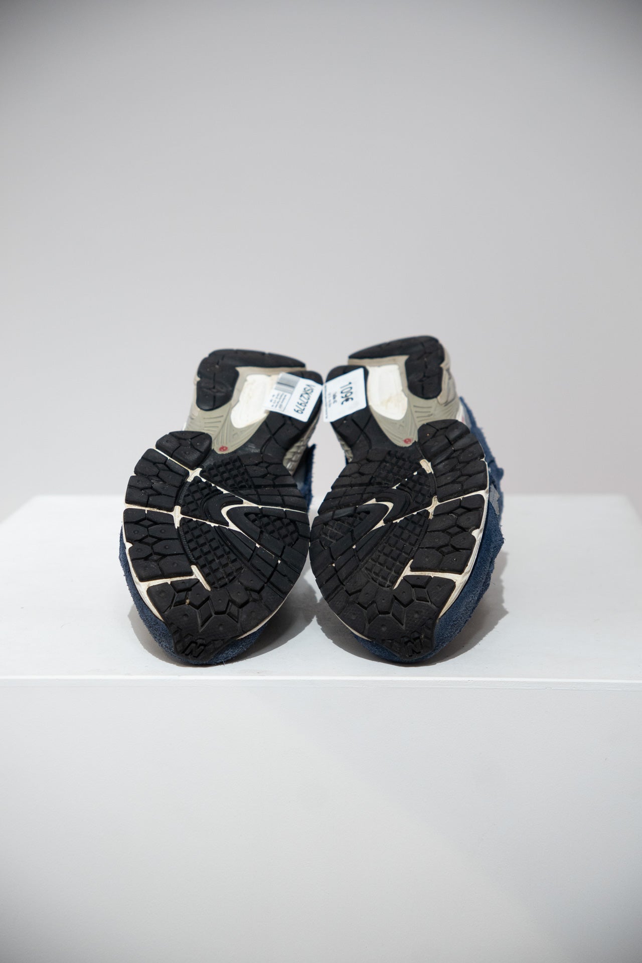 New Balance 2002R Protection Pack Navy (Taille 42)