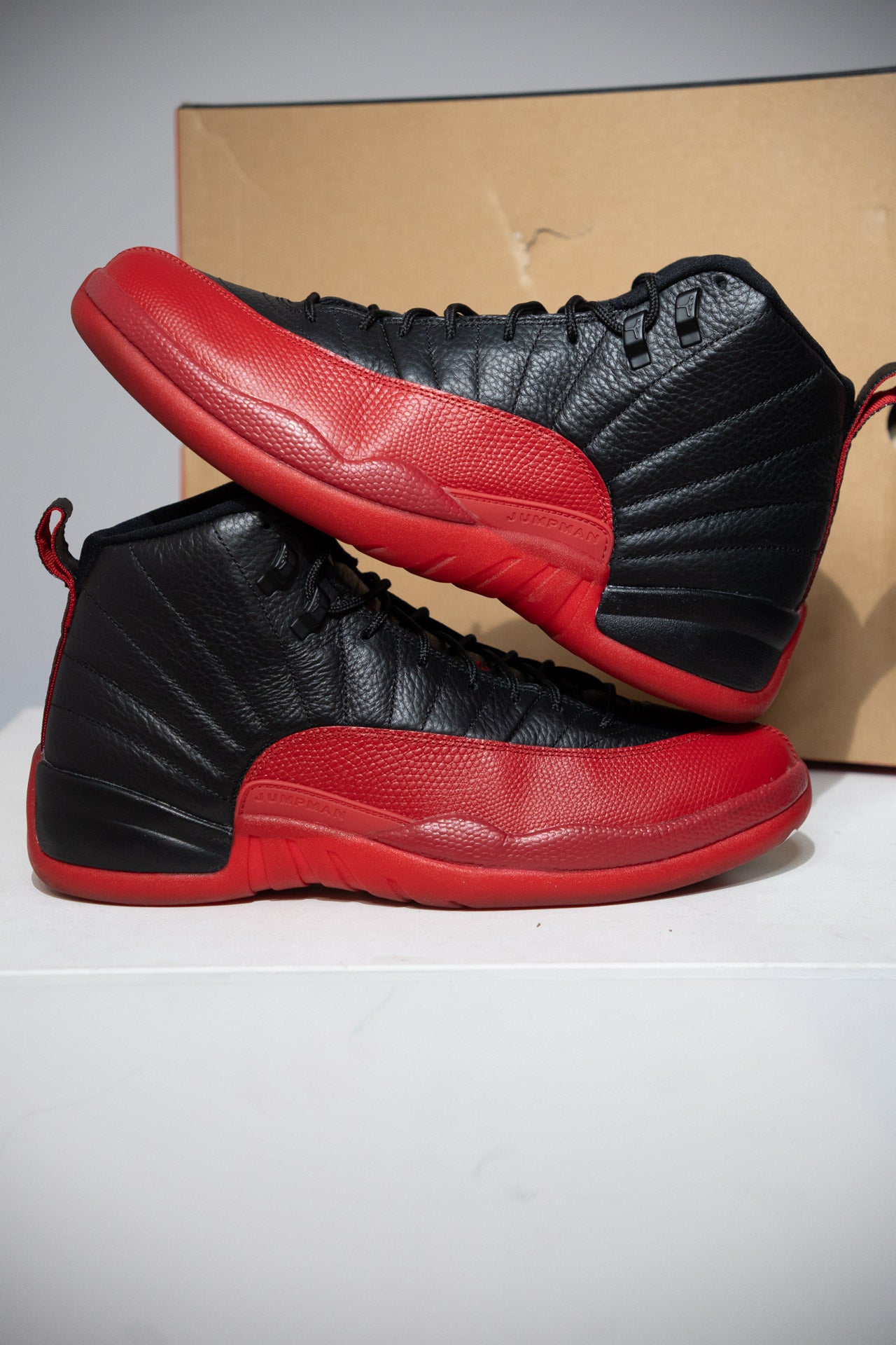 Jordan 12 Flu Game (Taille 46)