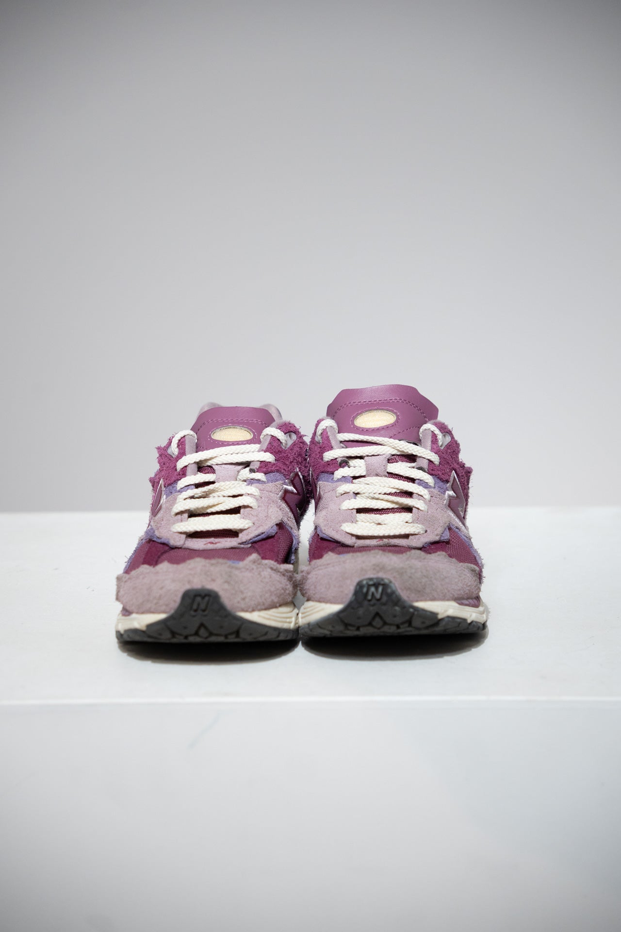 New Balance 2002R Protection Pack Pink (Taille 38,5)