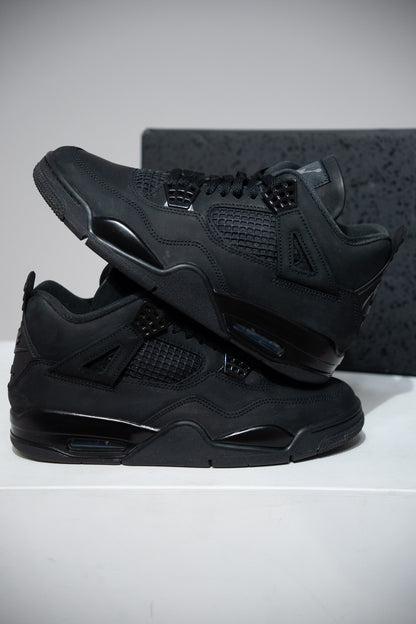 Jordan 4 Black Cat 2025 (Taille 42,5)