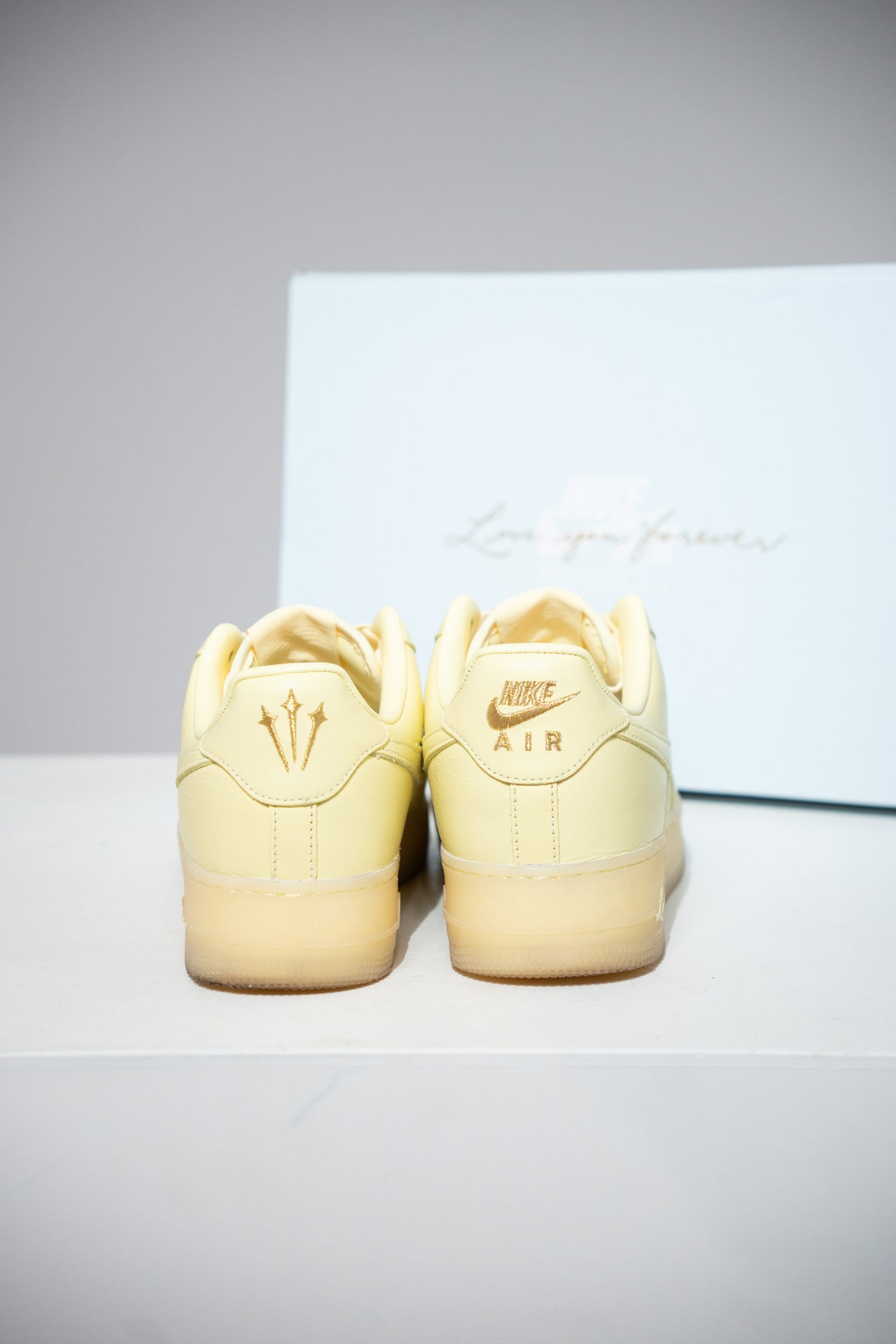 Air Force 1 Certified Lover boy Yellow (Taille 43)