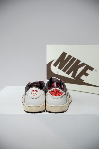 Jordan 1 Low Travis Scott Reverse Mocha (Taille 41)