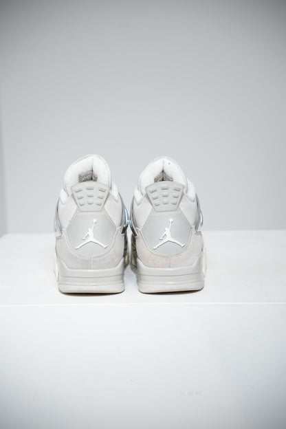 Jordan 4 Frozen Moments (Taille 42,5)
