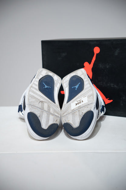 Jordan 4 Columbia (Taille 43)