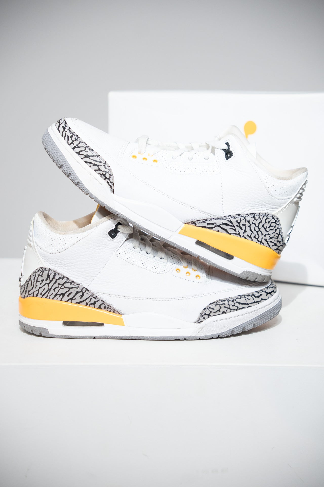 Jordan 3 Laser Orange (Taille 43)