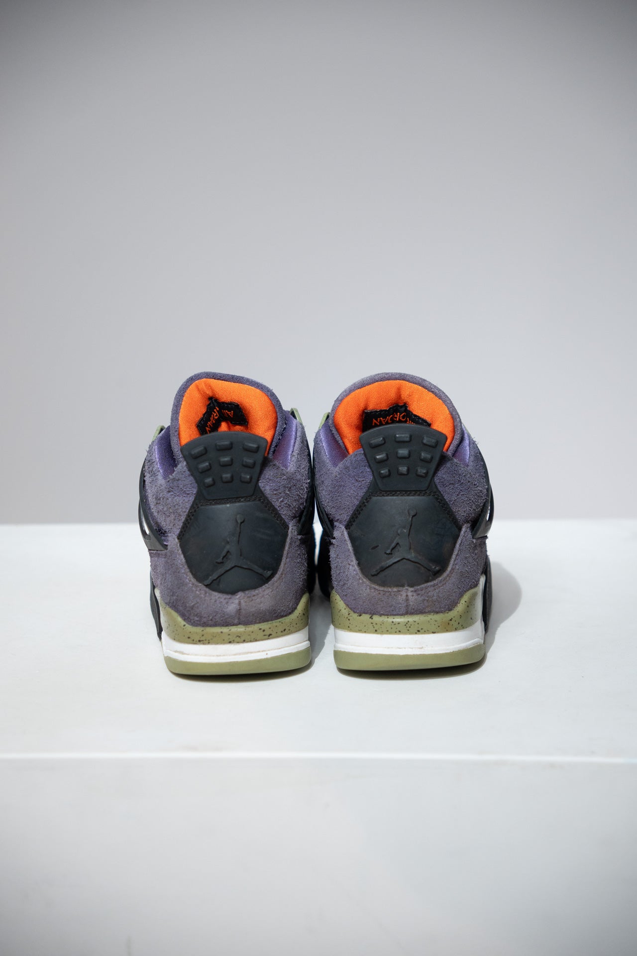 Jordan 4 Canyon purple (Taille 40)