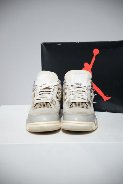 Jordan 4 Frozen Moments (Taille 42)