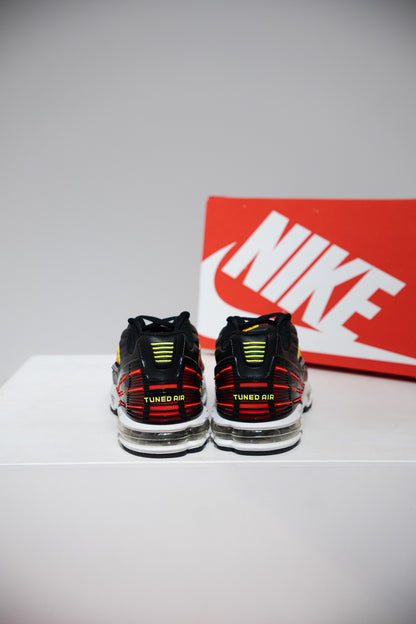 Air Max Plus (TN) 3 Black Neon (Taille 42)