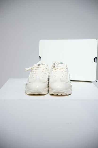 Air Max 95 Undefeated Sail (Taille 40,5)