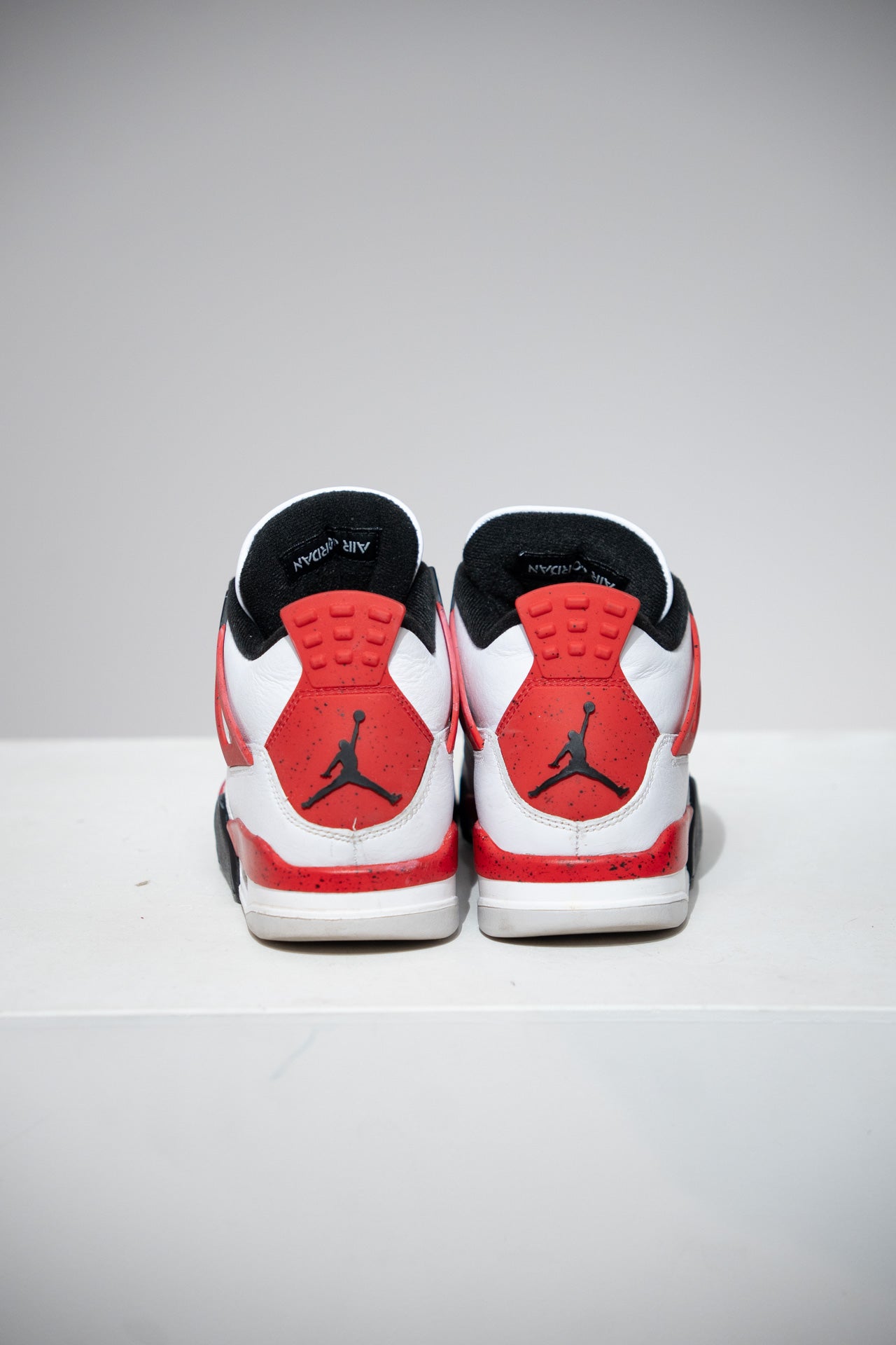 Jordan 4 Red Cement (Taille 40)