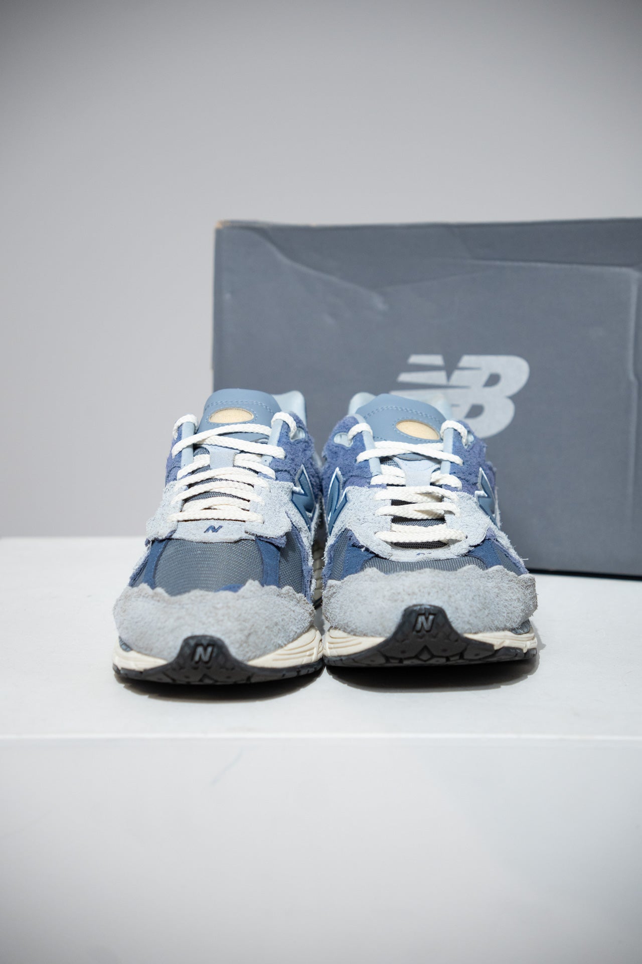 New Balance 2002R Protection Pack Light Arctic Grey Purple (Taille 45,5)