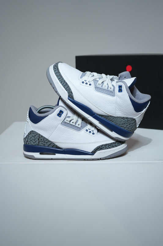 Jordan 3 Midnight Navy GS (Taille 36,5)