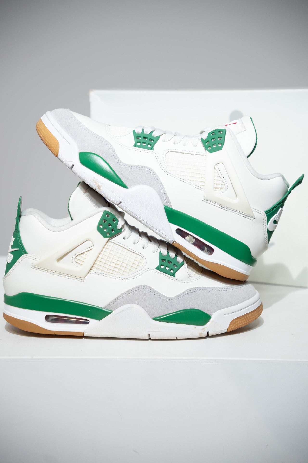 Jordan 4 SB pine Green (Taille 41)