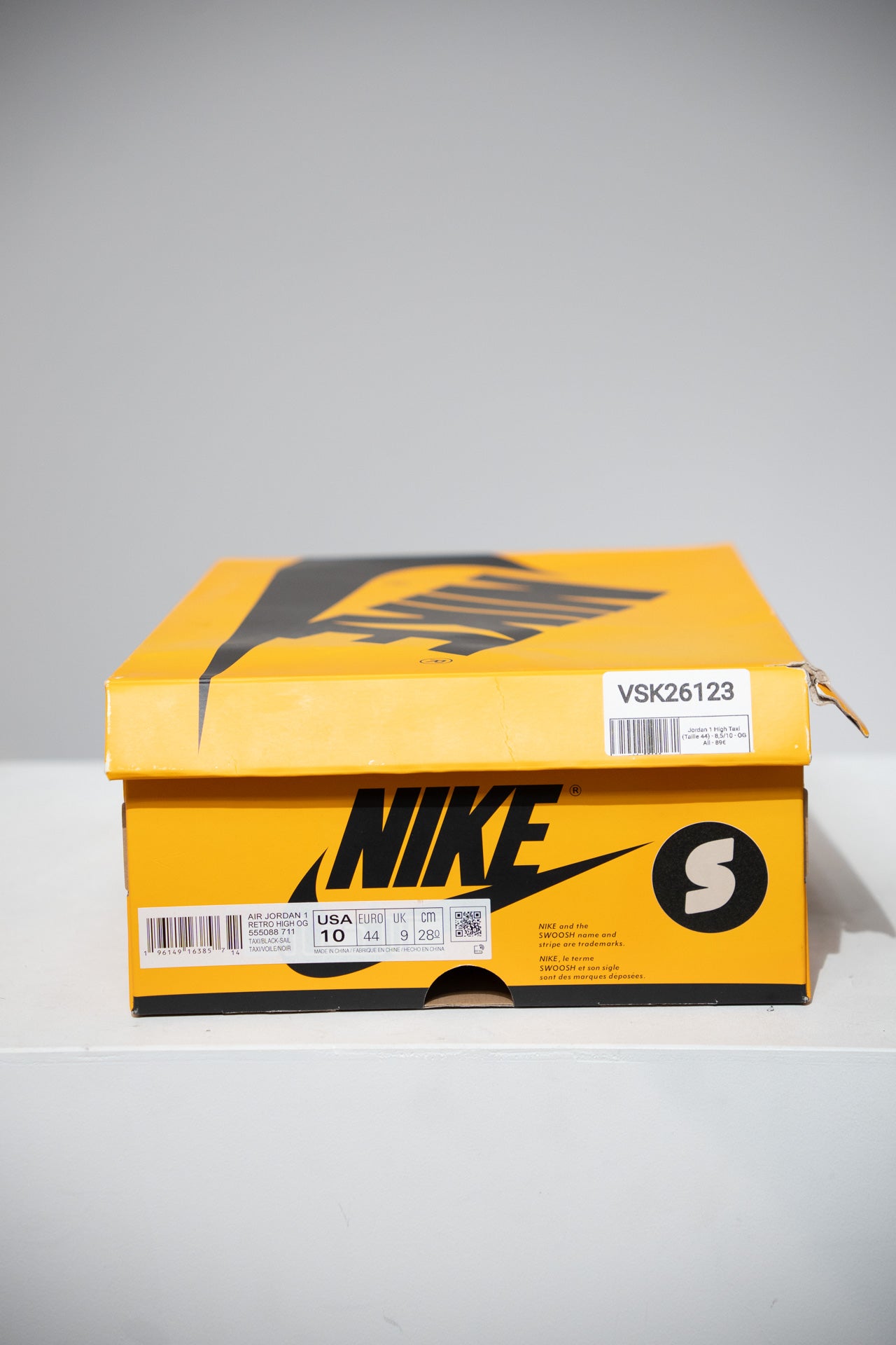Jordan 1 High Taxi (Taille 44)