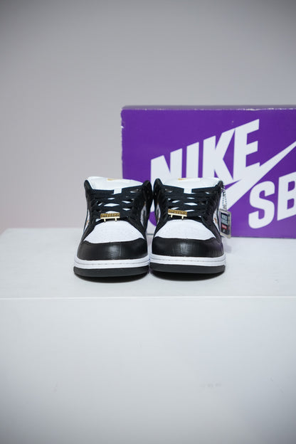 Dunk SB Supreme Stars Black (Taille 42,5)