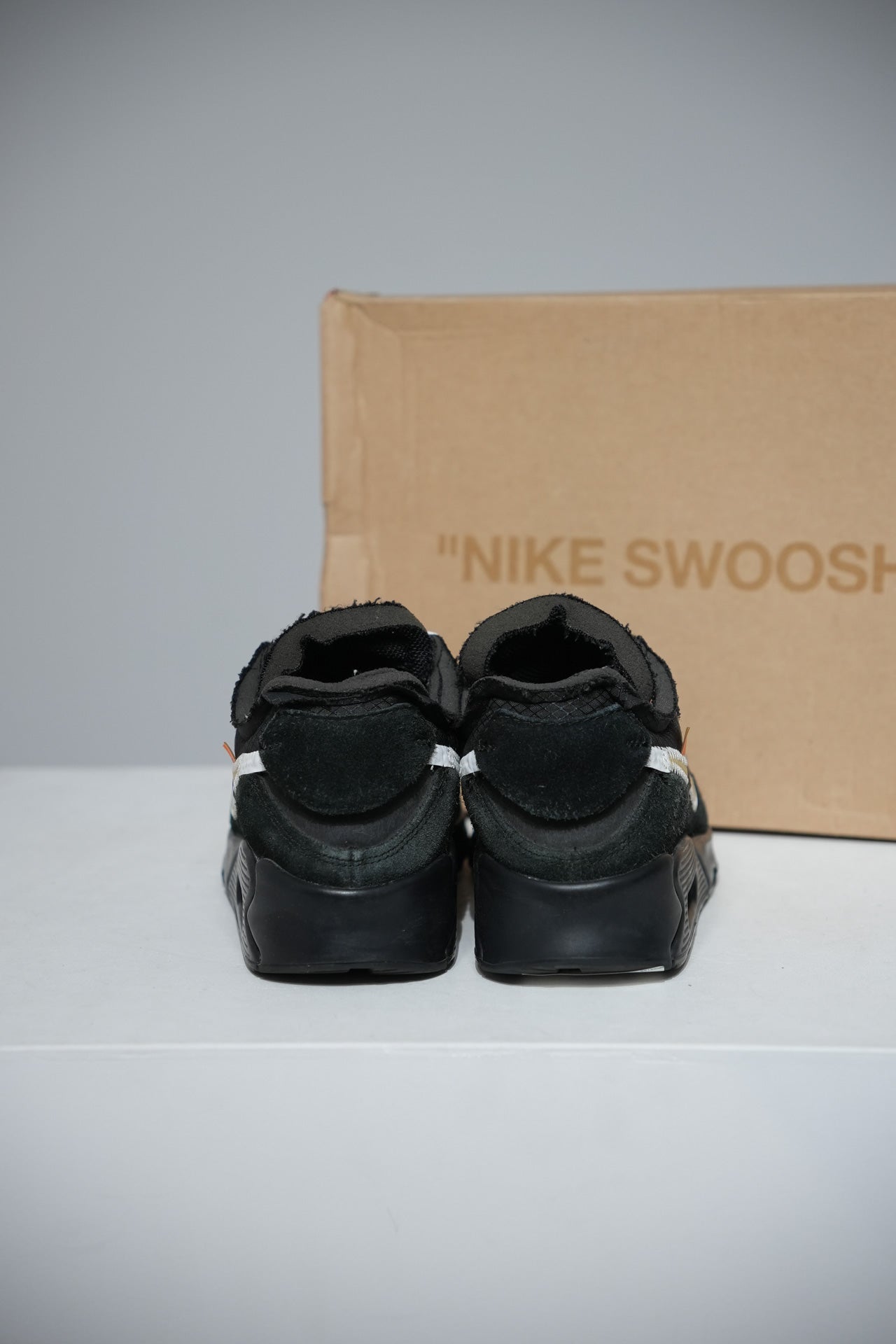 Air max 90 Off-White Black (Taille 41)
