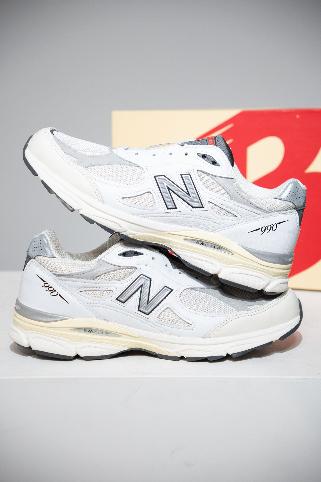 New Balance 990 V3 Teddy Santis White (Taille 44)