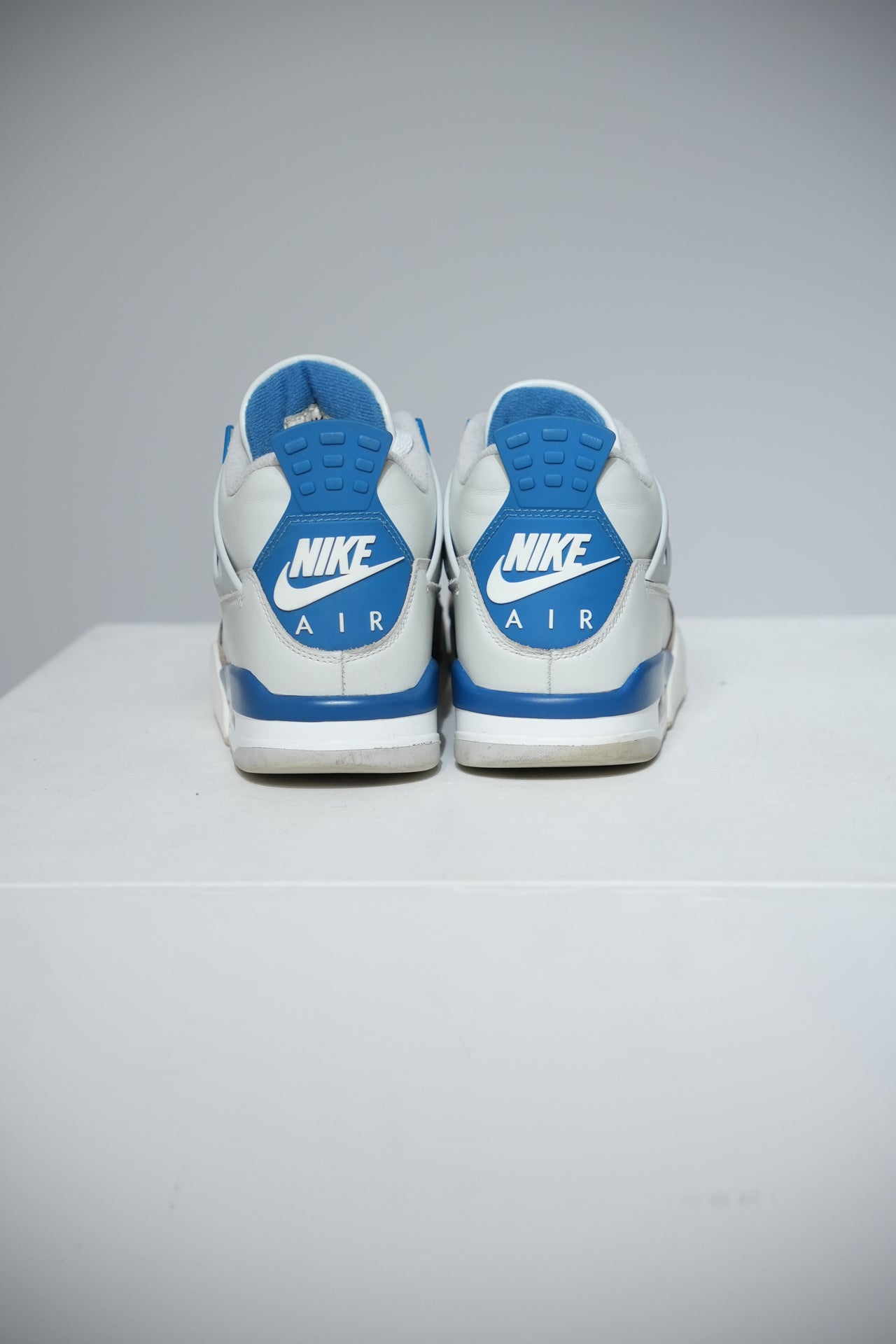 Jordan 4 Military Blue 2024 (Taille 41)