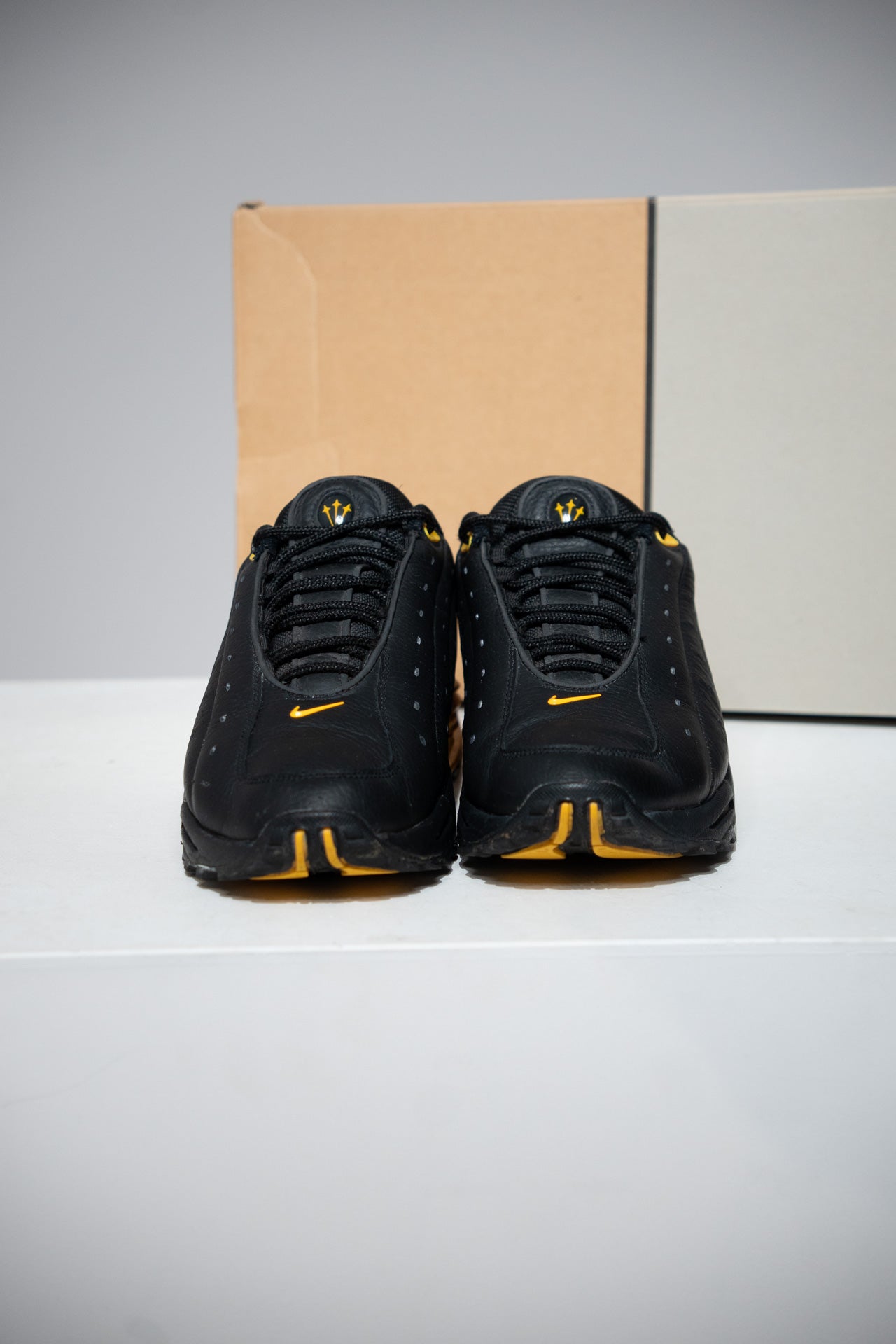 Nocta Hot Step Terra University Gold (Taille 42)