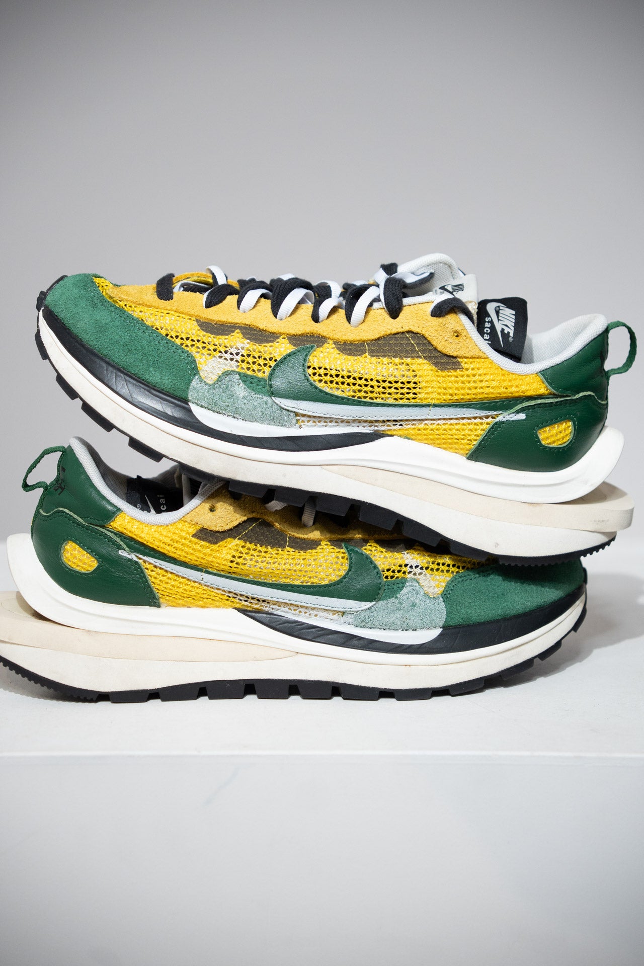 Sacai Vaporwaffle Tour Yellow (Taille 44)