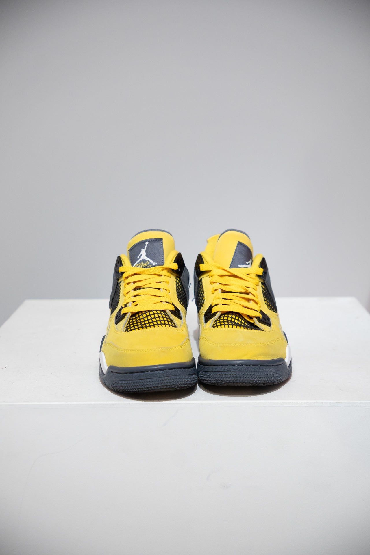 Jordan 4 Lightning GS (Taille 40)