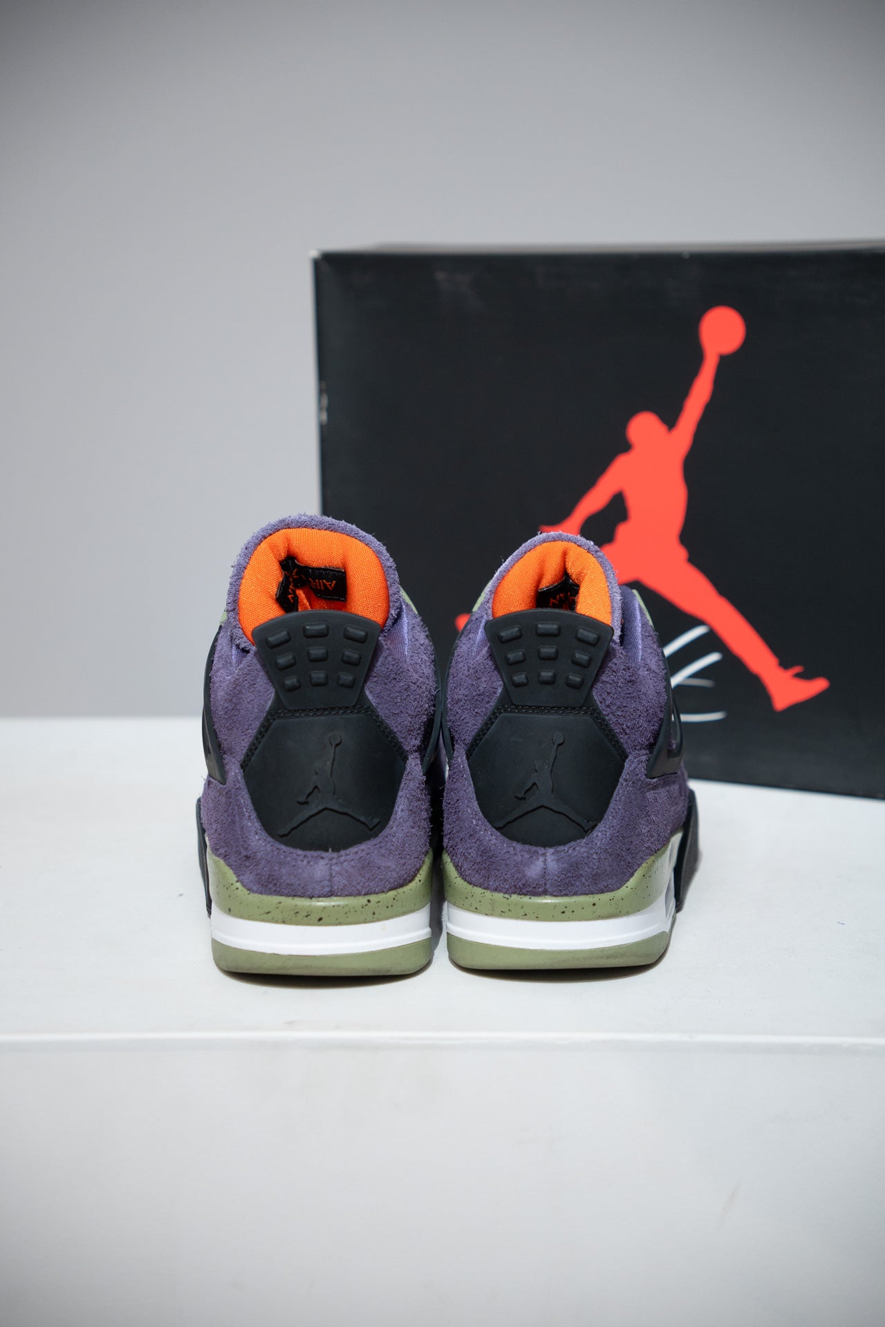 Jordan 4 Canyon purple (Taille 42)