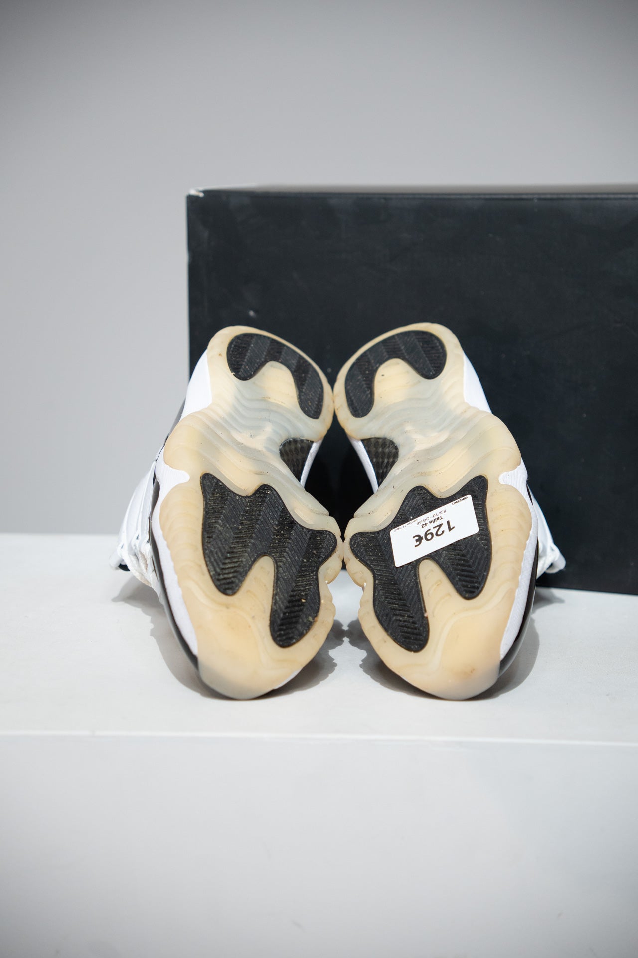 Jordan 11 DMP (Taille 43)