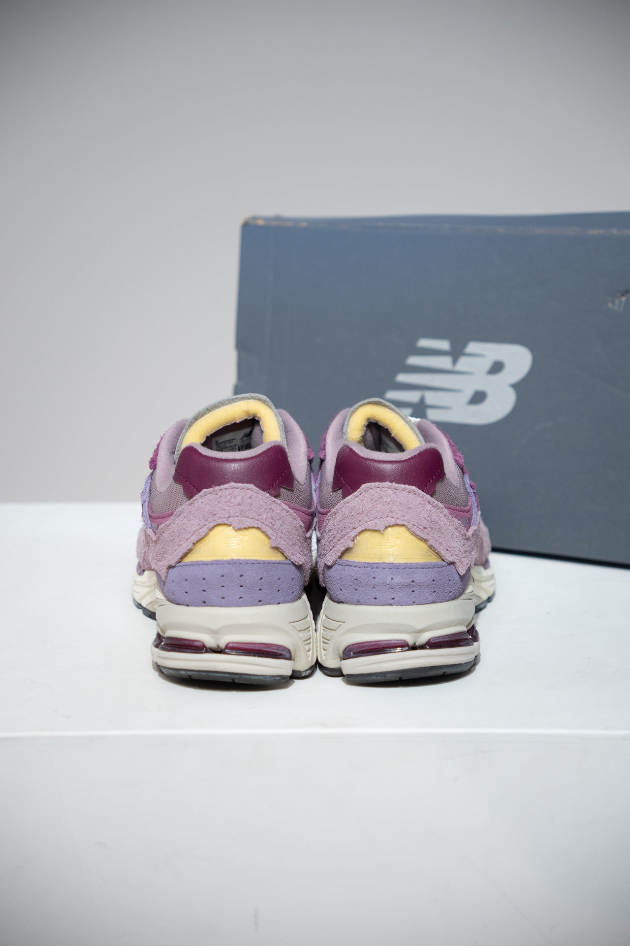 New Balance 2002R Protection Pack Pink (Taille 43)