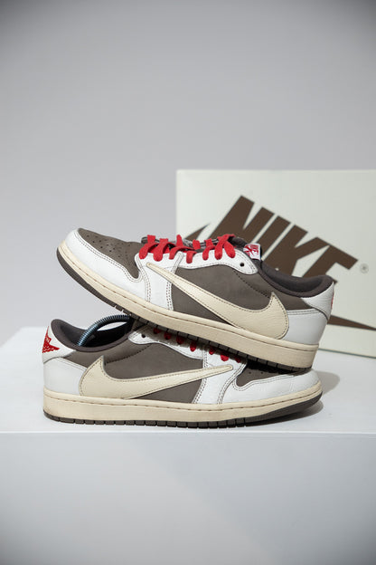Jordan 1 Low Travis Scott Reverse Mocha (Taille 41)