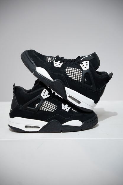 Jordan 4 White Thunder GS (Taille 36)
