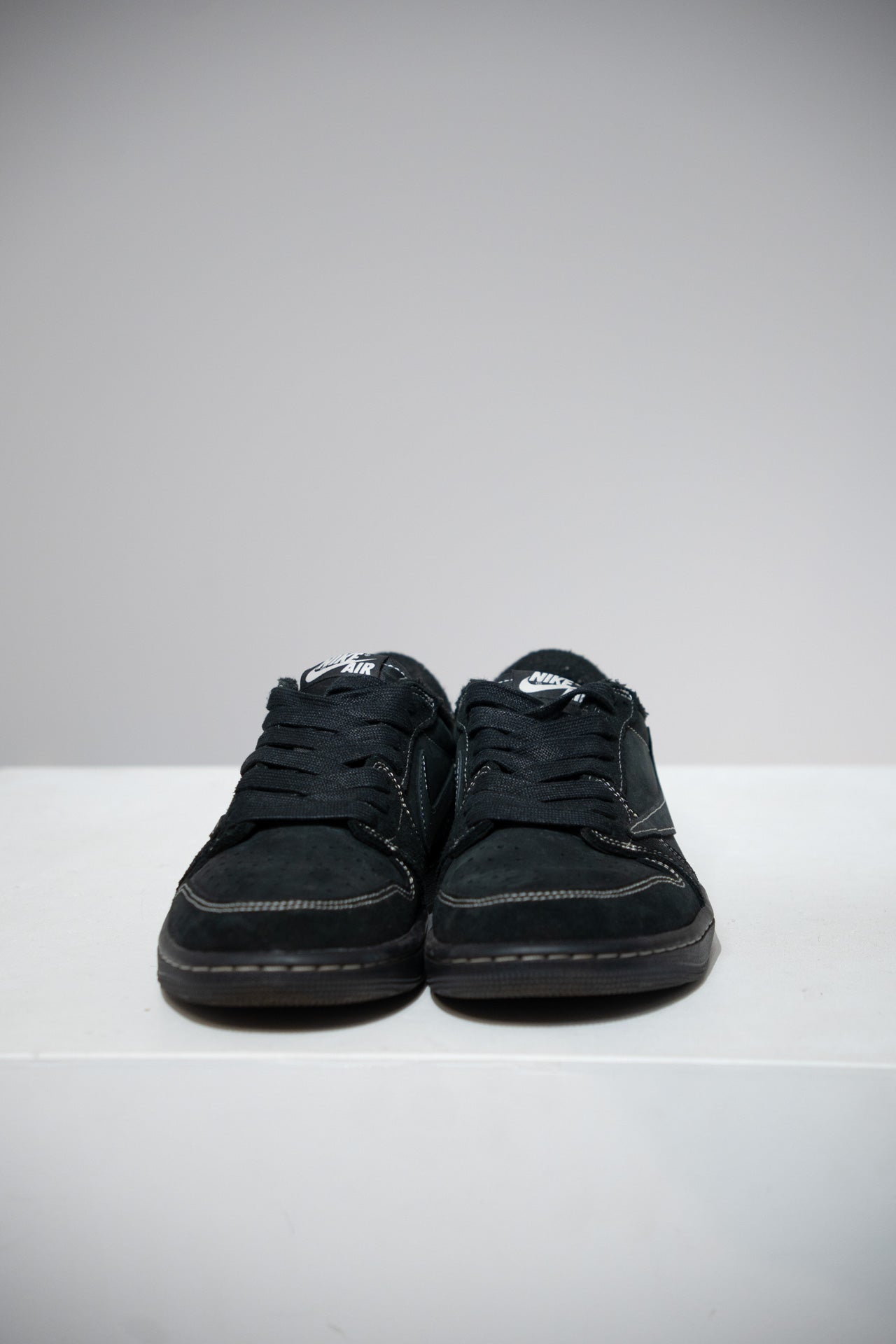 Jordan 1 Low Travis Scott Black Phantom (Taille 40,5)